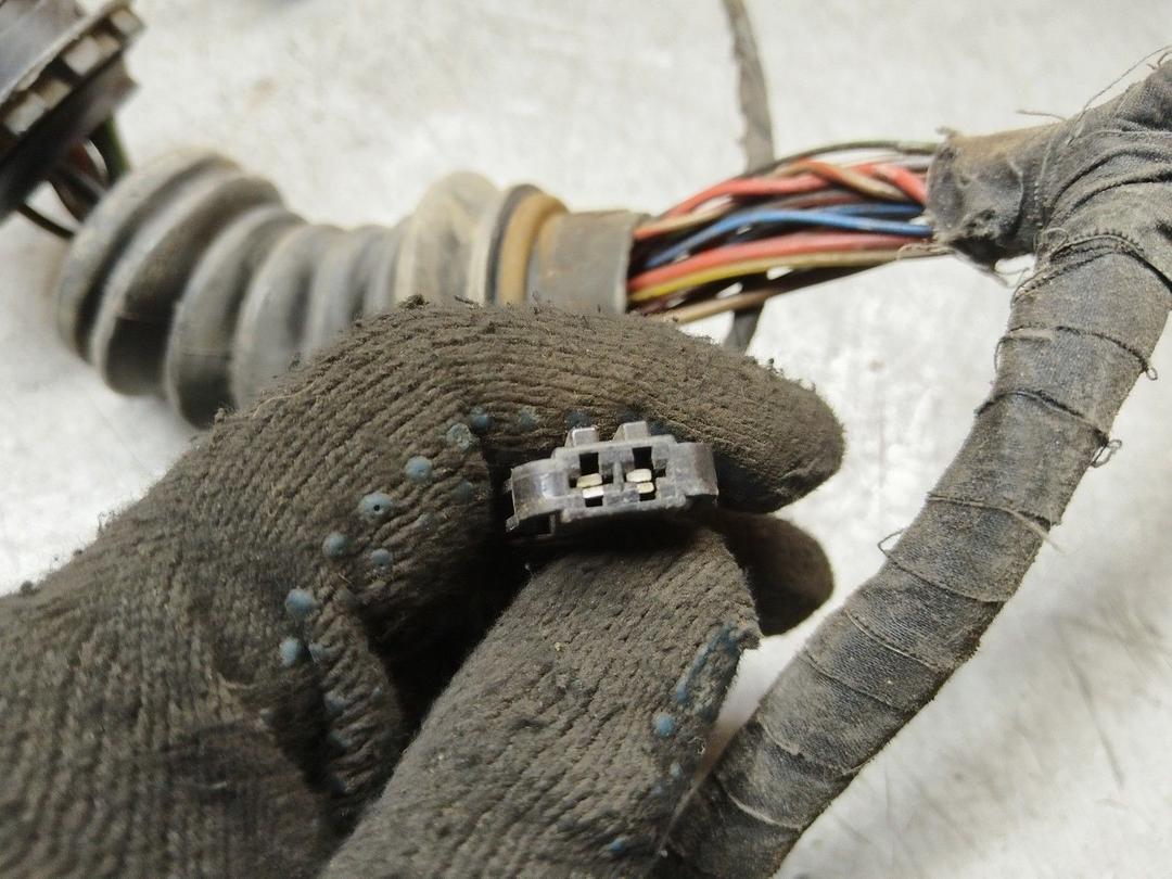 Проводка двери передней правой DWNKGB Volkswagen Sharan купить на авторазборке