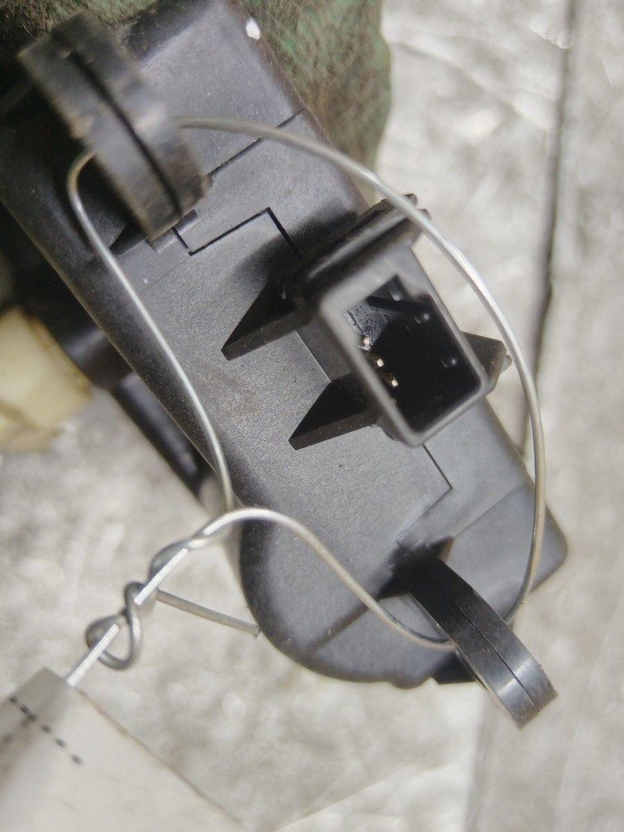 Моторчик заслонки печки DI97HW Nissan Primera купить в магазине запчастей бу