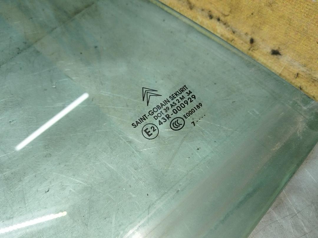 Стекло двери задней правой M33TW5 Citroen C5 - Фото 2