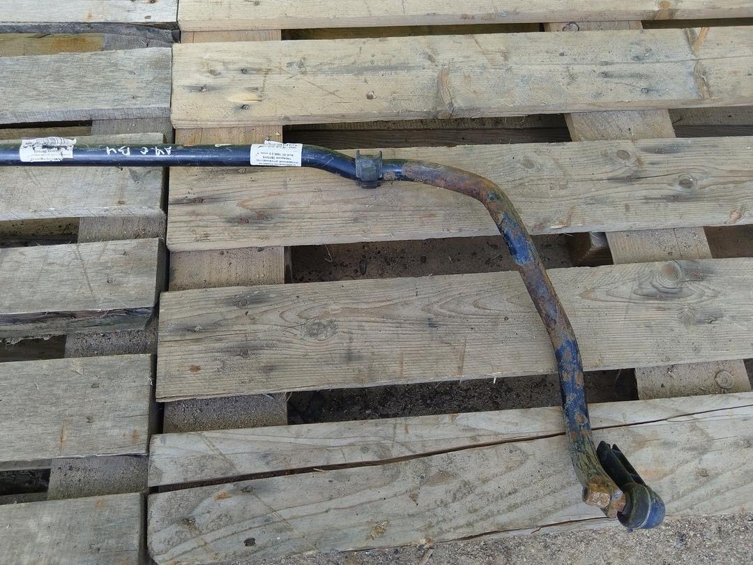 Стабилизатор подвески (поперечной устойчивости) передний ZBFGKS Audi 80 купить в магазине запчастей бу