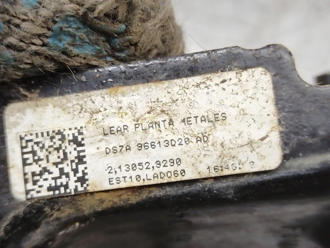 Замок спинки сиденья 8XRN0Q Ford Fusion купить с доставкой