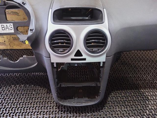 Панель передняя салона (торпедо) TQ1ZKH Opel Corsa - Фото 7