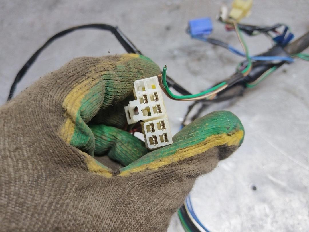 Проводка двери передней левой E1OWLC Subaru Forester - Фото 7