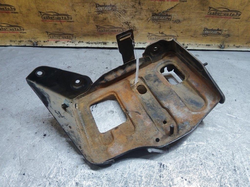 Полка аккумулятора ZL6PRX Fiat  - Фото 1