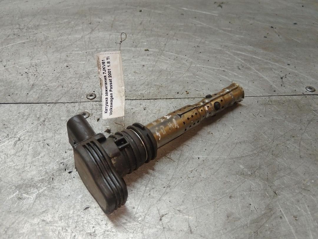Катушка зажигания 7JKV61 Volkswagen Passat - Фото 1