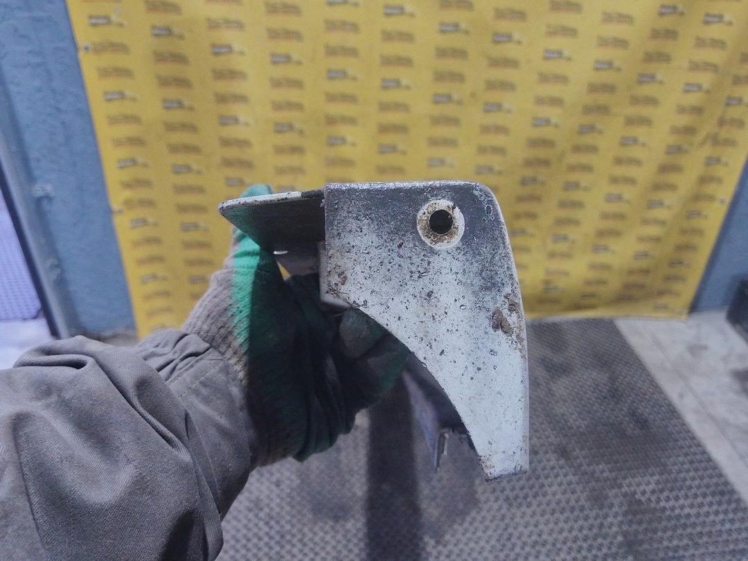 Накладка на порог наружная правая 2Z366Y Opel Vectra undefined