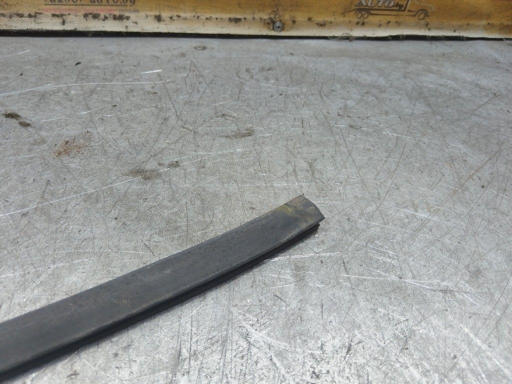 Молдинг стекла лобового I6U33W Opel Astra - Фото 4