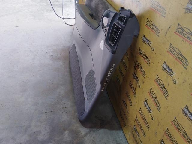 Обшивка двери передней левой (дверная карта) QYV73Y Chrysler Voyager купить с доставкой. Огромный выбор салонов. У нас есть практически все.