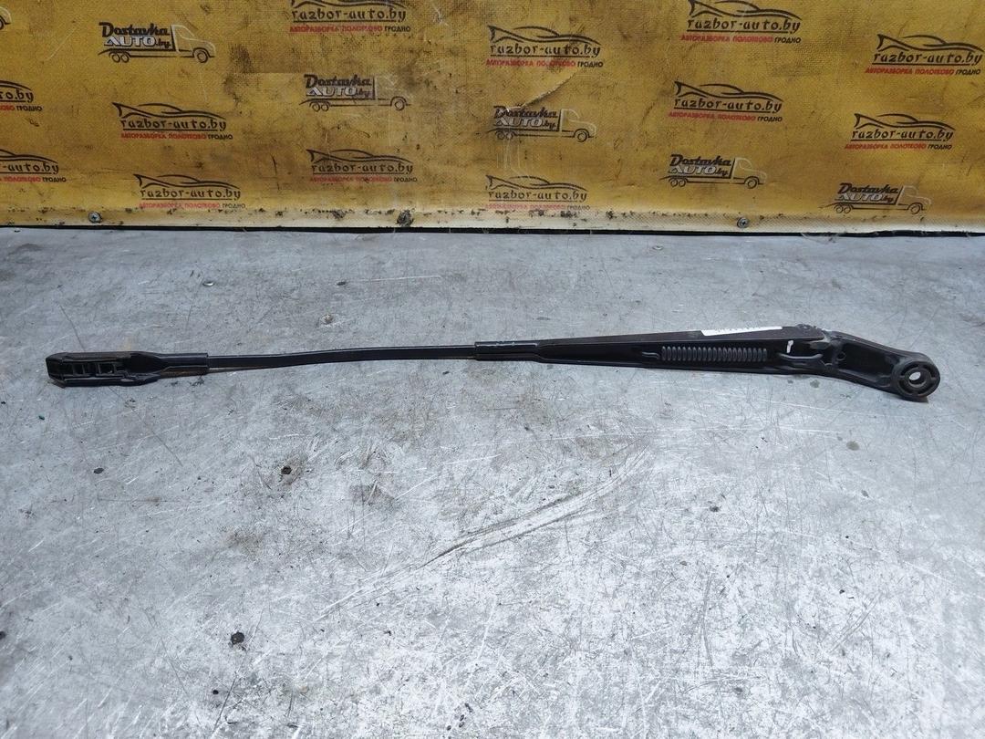 Щеткодержатель (поводок стеклоочистителя, дворник) Y16TL0 Opel Zafira купить