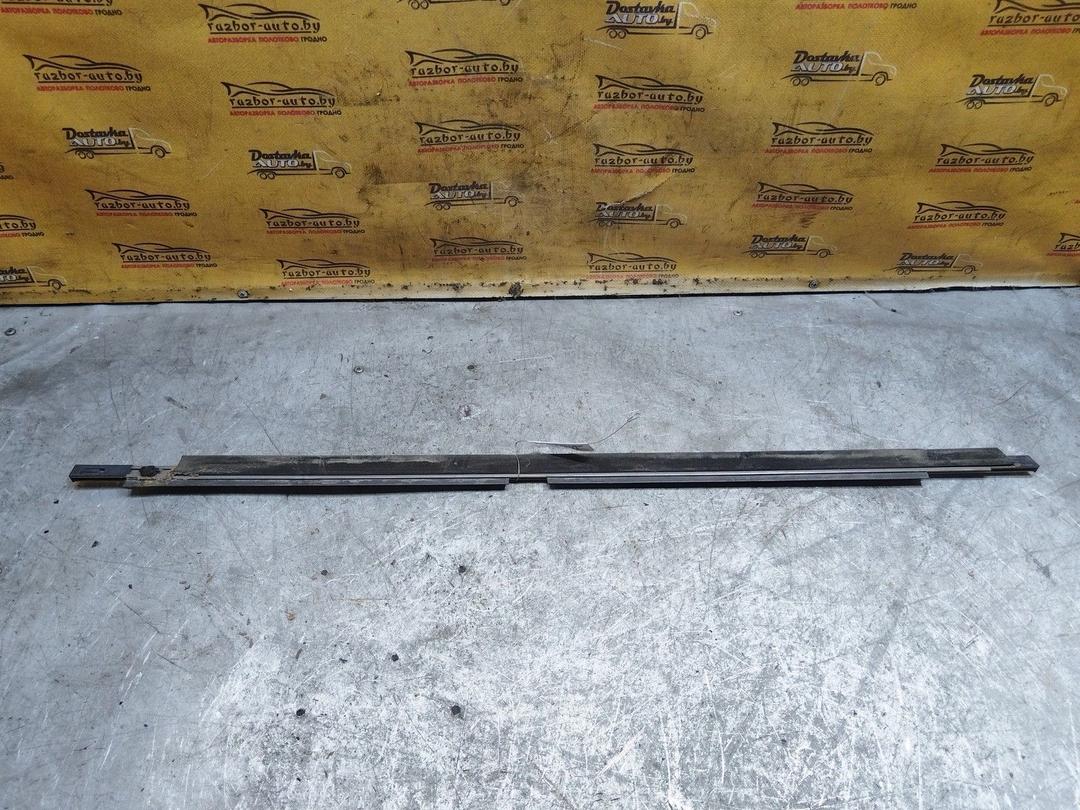 Молдинг стекла двери задней правой наружный NTNV4P Audi 100 купить