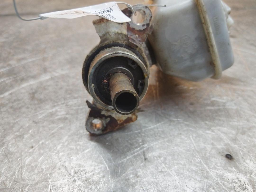 Цилиндр тормозной главный 5AR74L Opel Vectra купить с доставкой