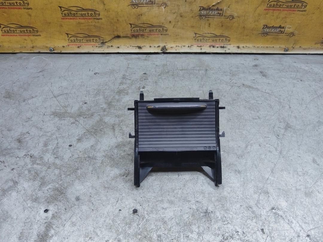 Пепельница QTM0XH Mercedes A W168