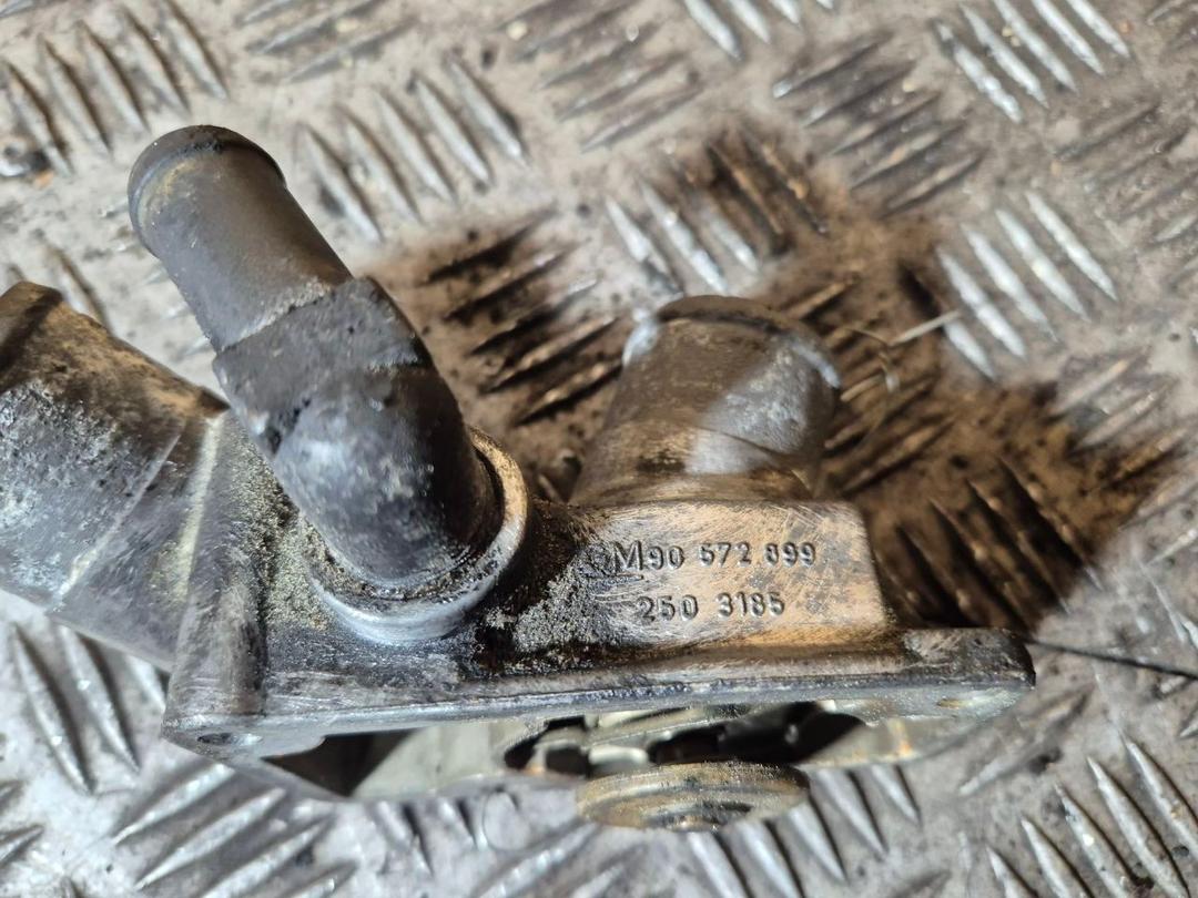 Корпус термостата F2ZR50 Opel Astra - Фото 2