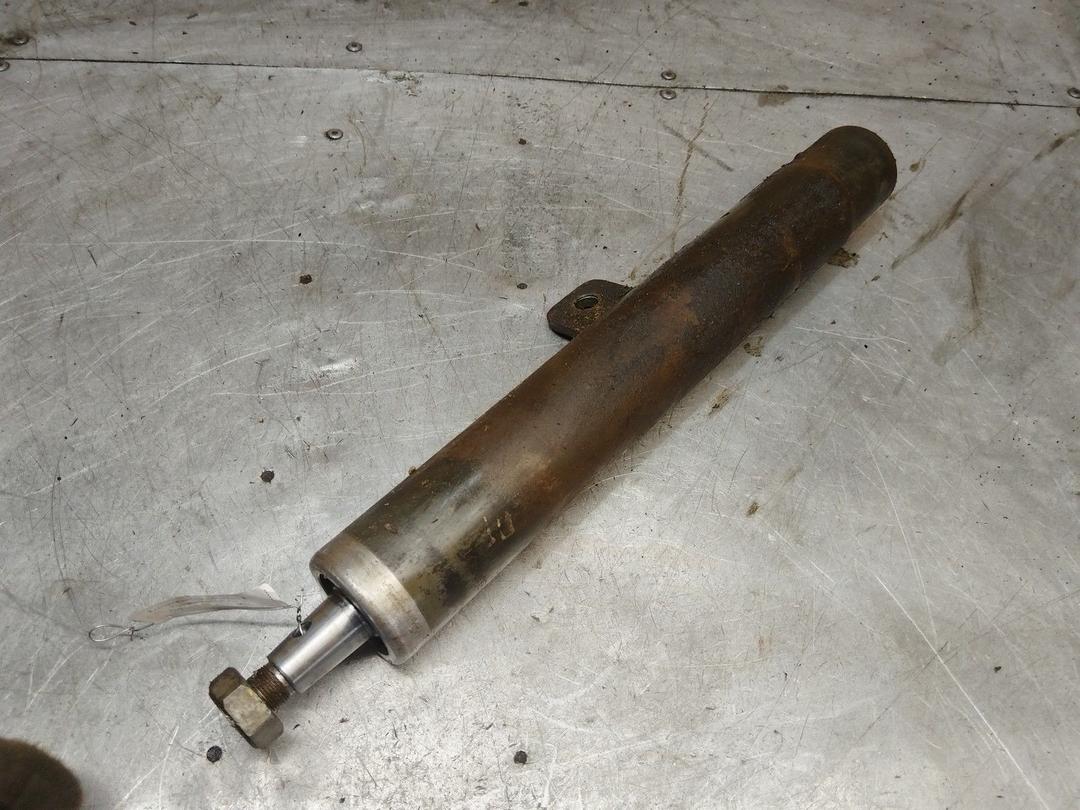 Амортизатор передний правый 5F9S9W Citroen C5 купить с доставкой