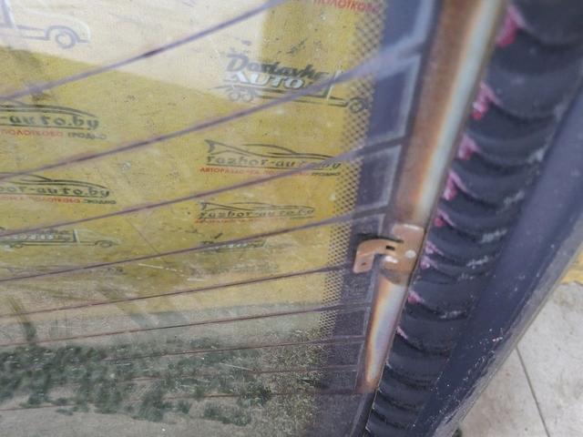 Стекло заднее 8LJ5Z2 Fiat  купить в магазине запчастей бу