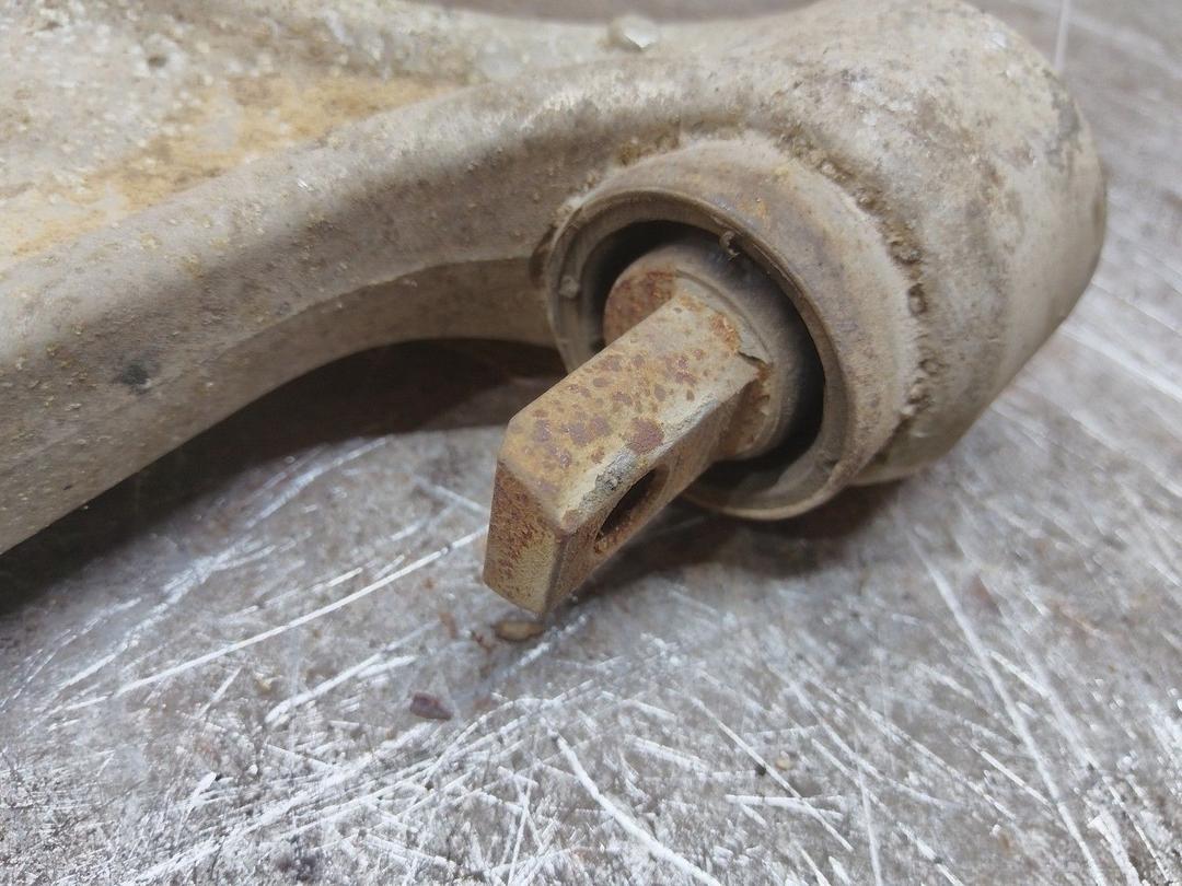 Рычаг передний левый 9IJU3Z Volvo S60 купить с доставкой