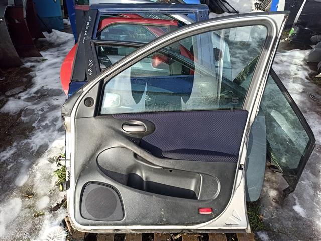 Замок двери передней правой 40DE8D Fiat Stilo