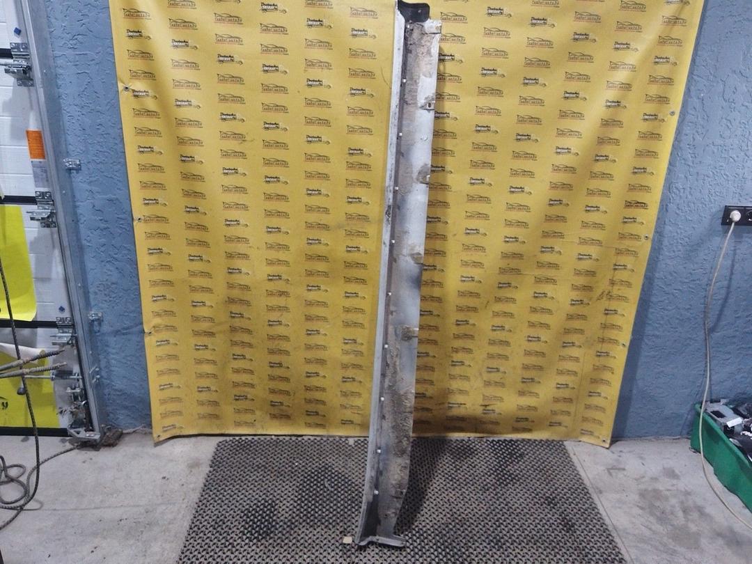 Накладка на порог наружная правая 7M038H Daewoo Leganza купить в магазине запчастей бу