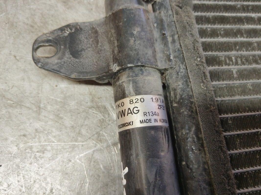 Радиатор кондиционера YWZ7ZQ Seat Altea купить на авторазборке