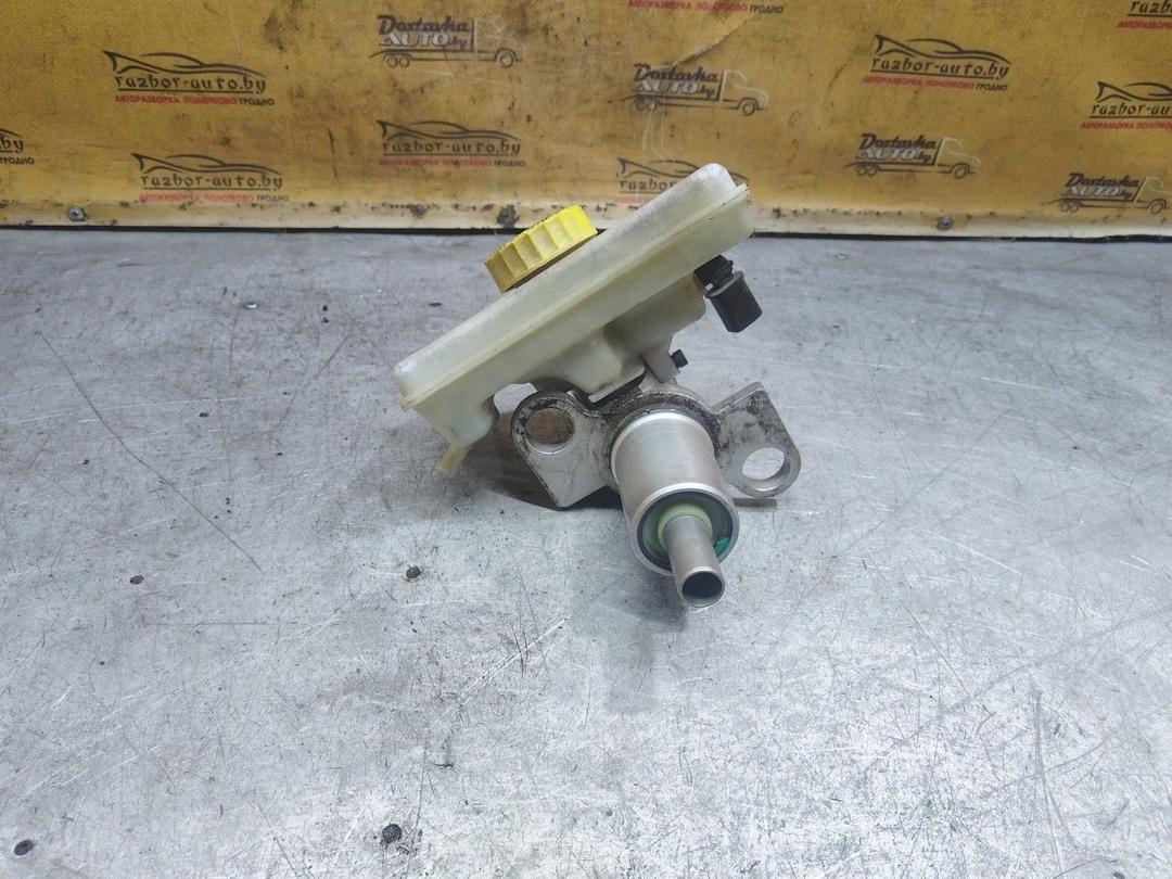 Цилиндр тормозной главный R7JPKJ Volkswagen Passat купить