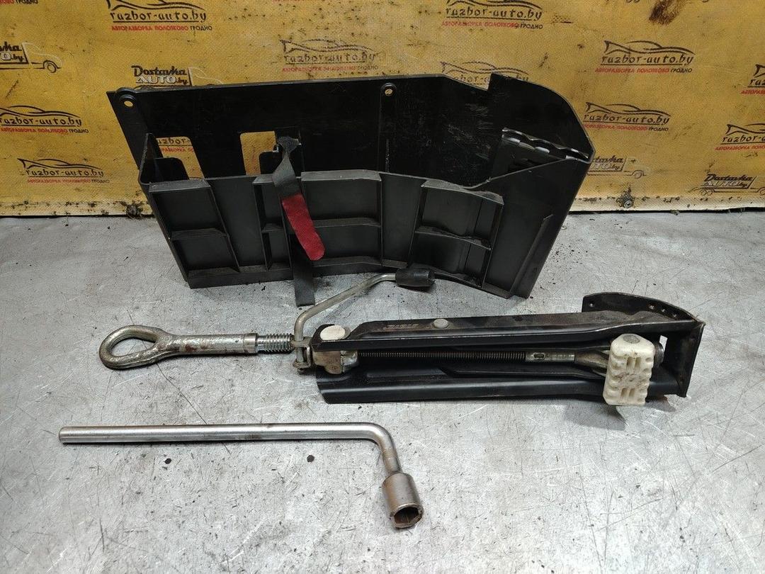 Домкрат WJ0LZF Mercedes E W211 - Фото 1