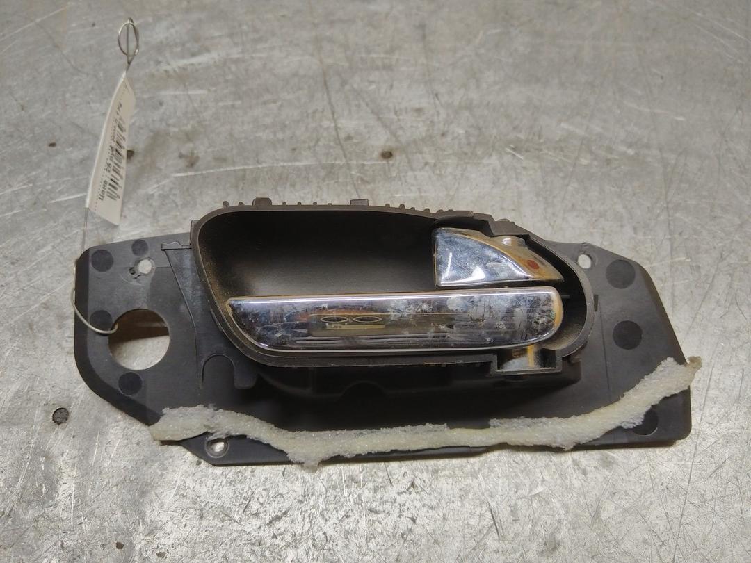 Ручка внутренняя задняя правая I77UUM Peugeot 607