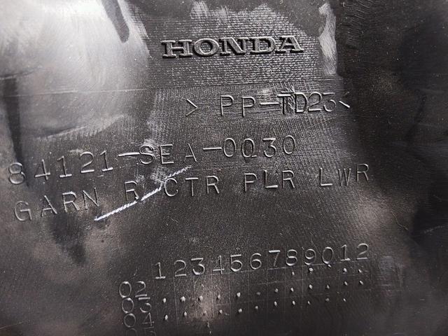 Обшивка стойки центральной правой J6NXEL Honda Accord купить с доставкой