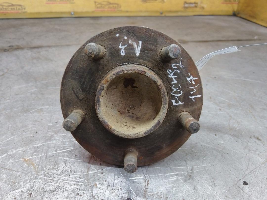 Ступица задняя левая CLYVMH Ford Focus