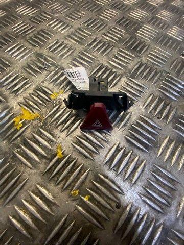 Кнопка аварийной сигнализации AW458S Peugeot 307