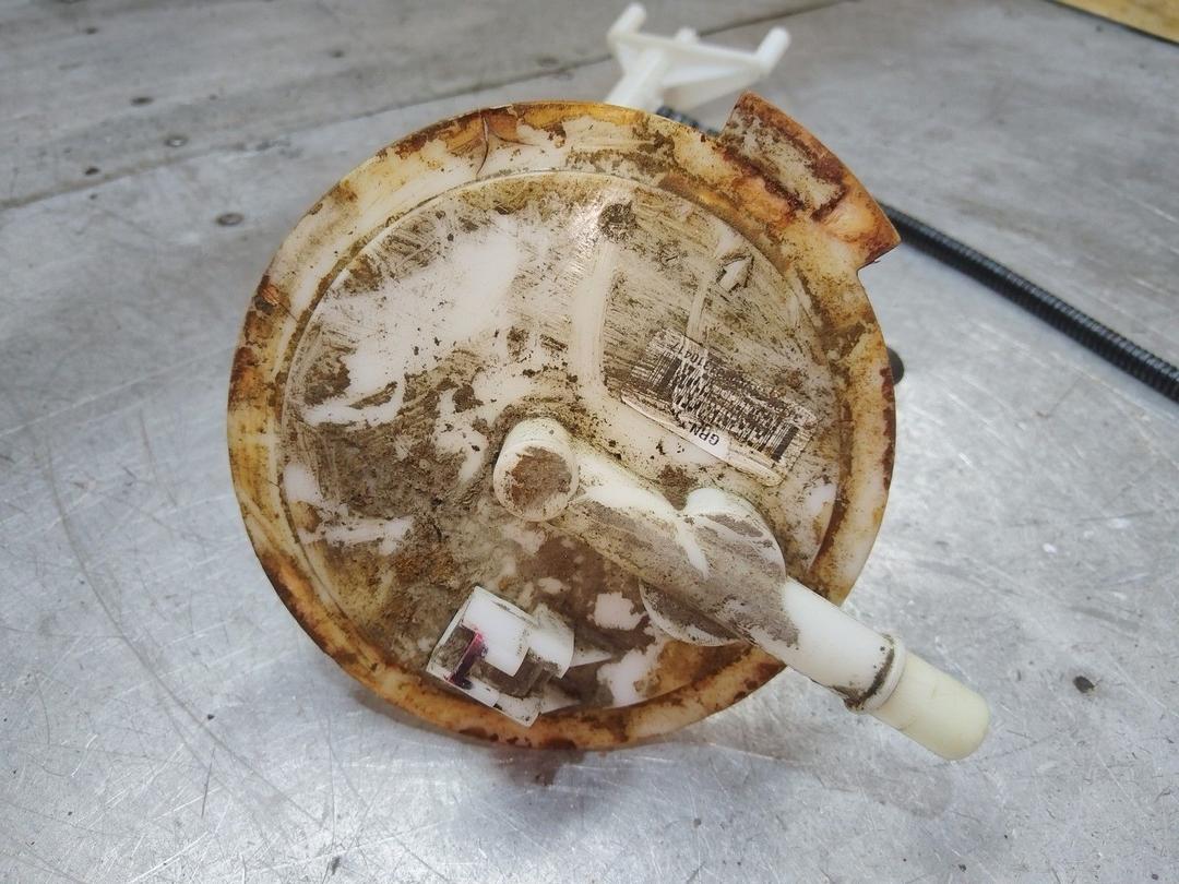 Колба в бак ESKQRG Kia Sorento купить на авторазборке