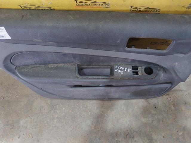 Обшивка двери передней левой (дверная карта) IIOTX5 Ford Focus купить с доставкой