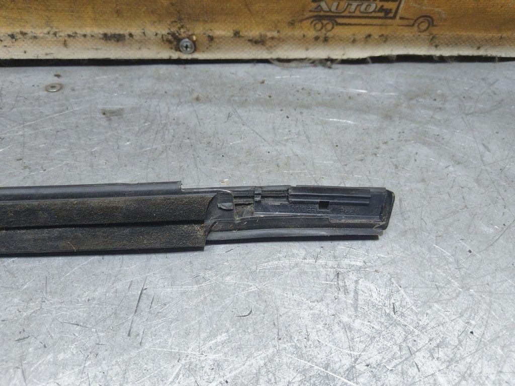 Молдинг стекла двери задней правой наружный 7B4MOC Honda FR-V - Фото 3