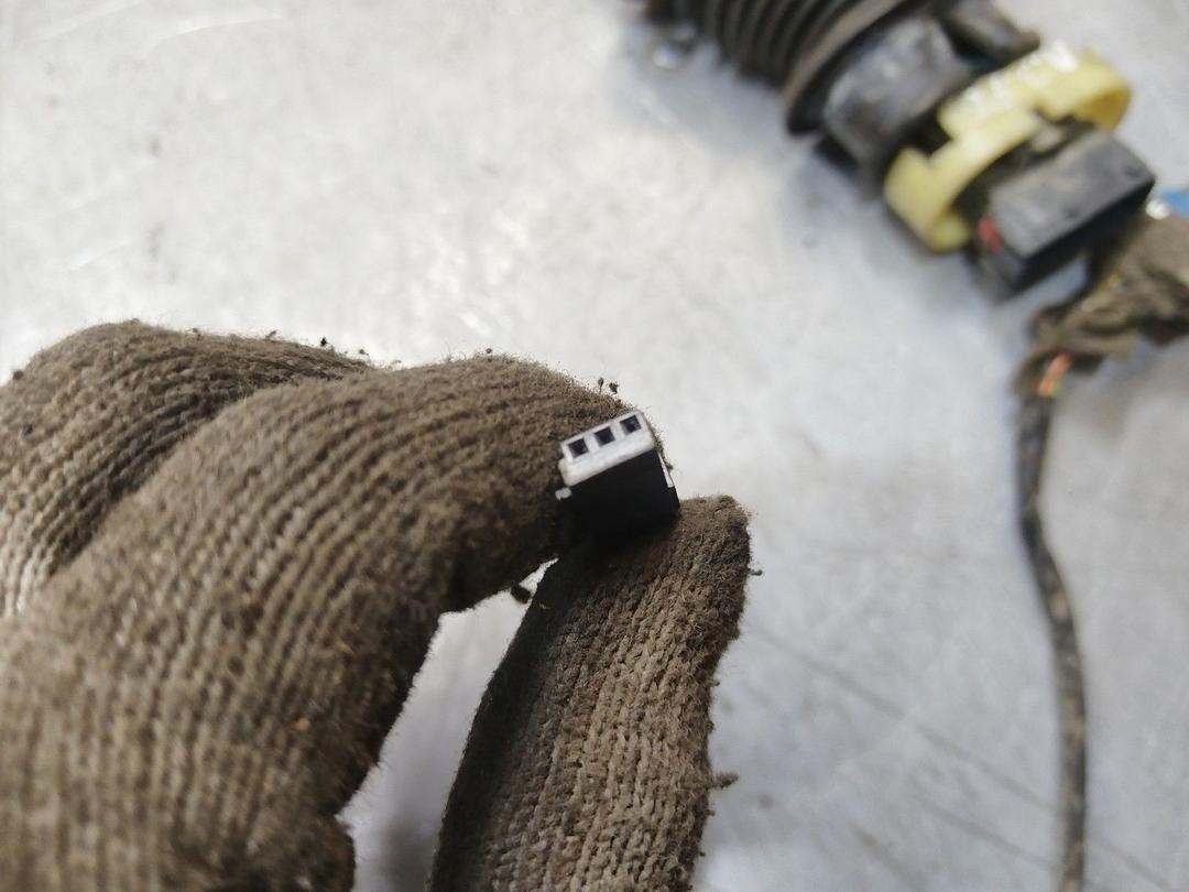 Проводка двери задней левой CUXE47 Citroen C5 купить с доставкой. Огромный выбор запчастей и марок авто. У нас есть практически все.