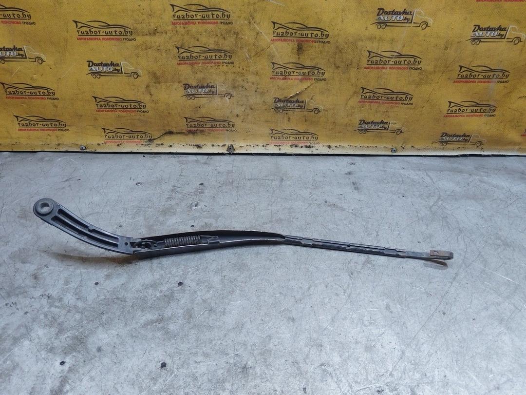 Щеткодержатель (поводок стеклоочистителя, дворник) X5DJQT Renault Laguna купить