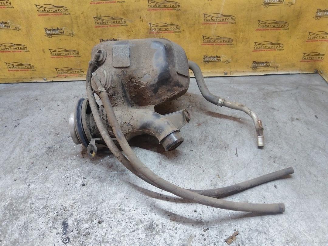 Горловина топливного бака UOTIQC Mercedes C W202 - Фото 5