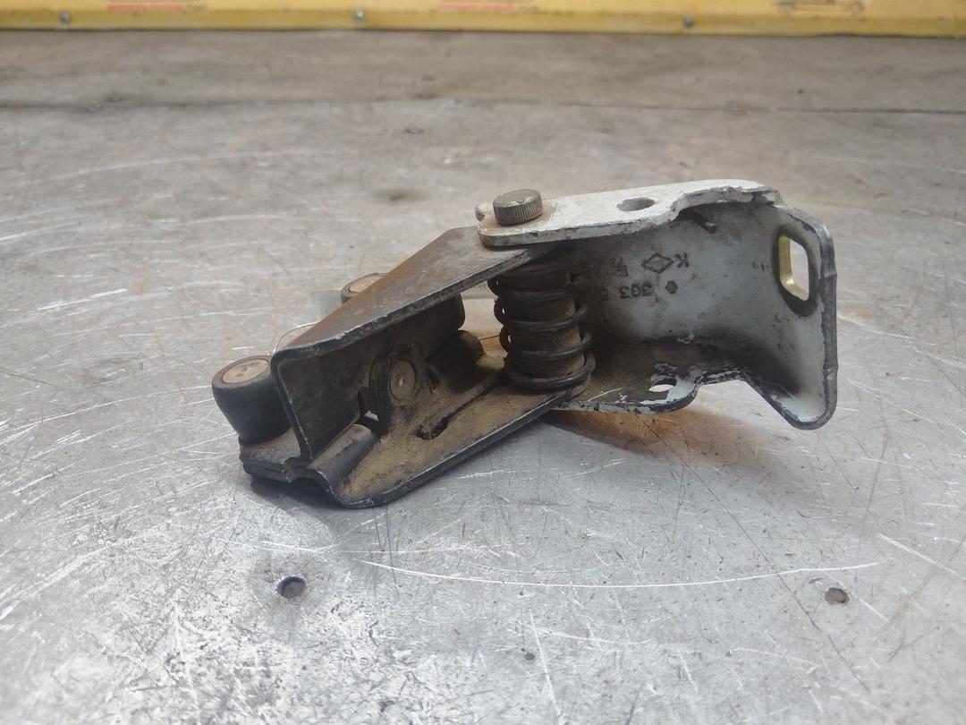 Ролик двери сдвижной U7B5DR Renault Kangoo - Фото 1