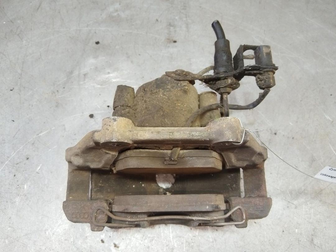 Суппорт передний левый FG9DHH Volkswagen Passat купить с доставкой