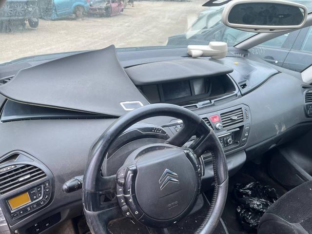 Панель передняя салона (торпедо) 2NLJ1Q Citroen C4 Picasso купить