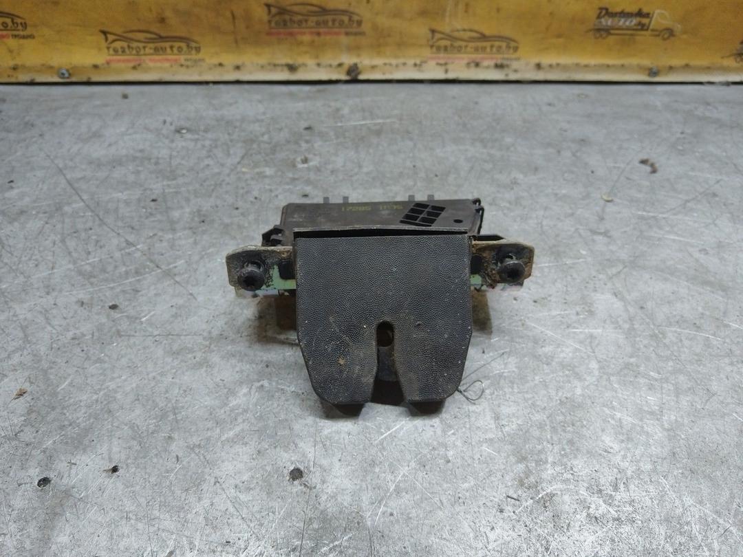 Замок багажника 183RT9 Opel Zafira