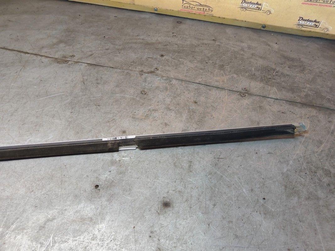 Молдинг стекла двери задней левой наружный 8035PH Peugeot 607 купить с доставкой