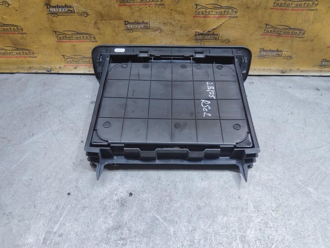 Бардачок 483TVB Renault Scenic купить с доставкой