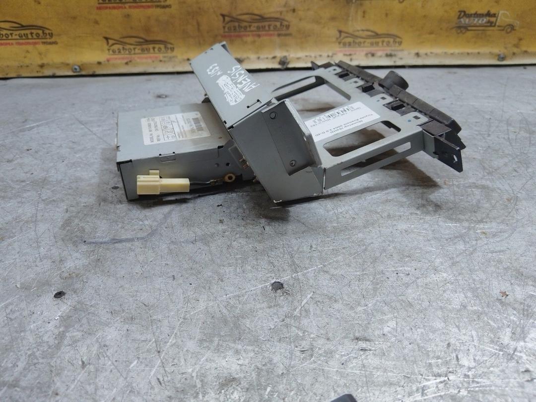 Монитор IS4H2I Toyota Avensis купить на авторазборке