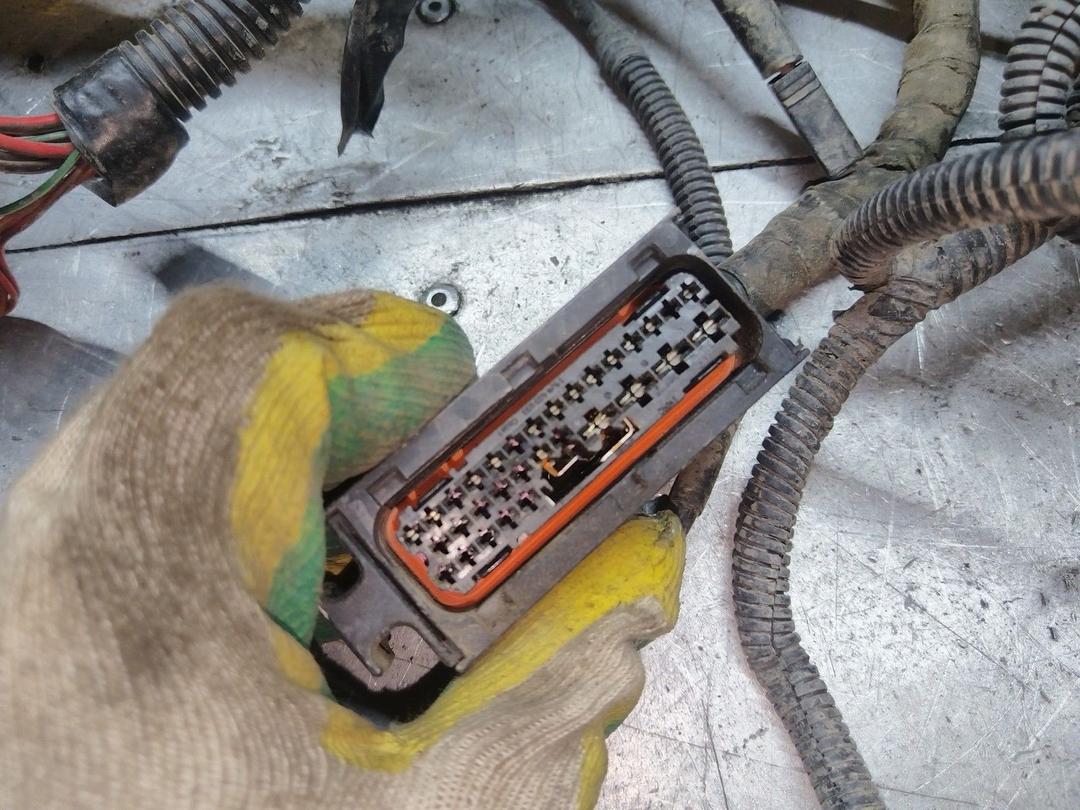 Проводка двигателя LL6O2Y Mitsubishi Carisma - Фото 37