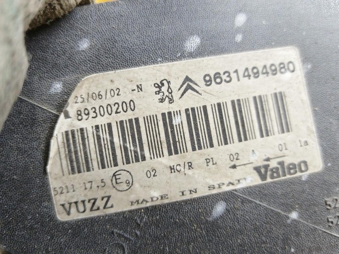 Фара правая L7FYQJ Citroen Xsara Picasso купить в магазине запчастей бу