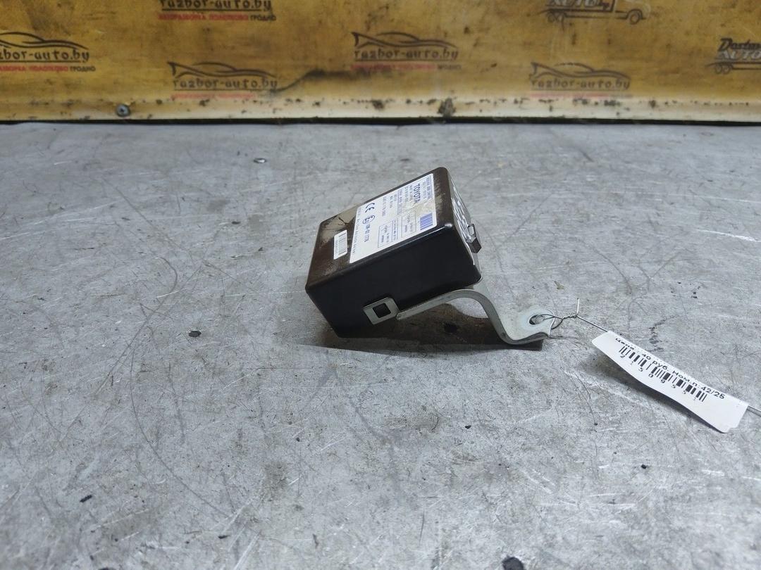 Блок управления центральным замком 5C4P4C Toyota Corolla Verso купить с доставкой