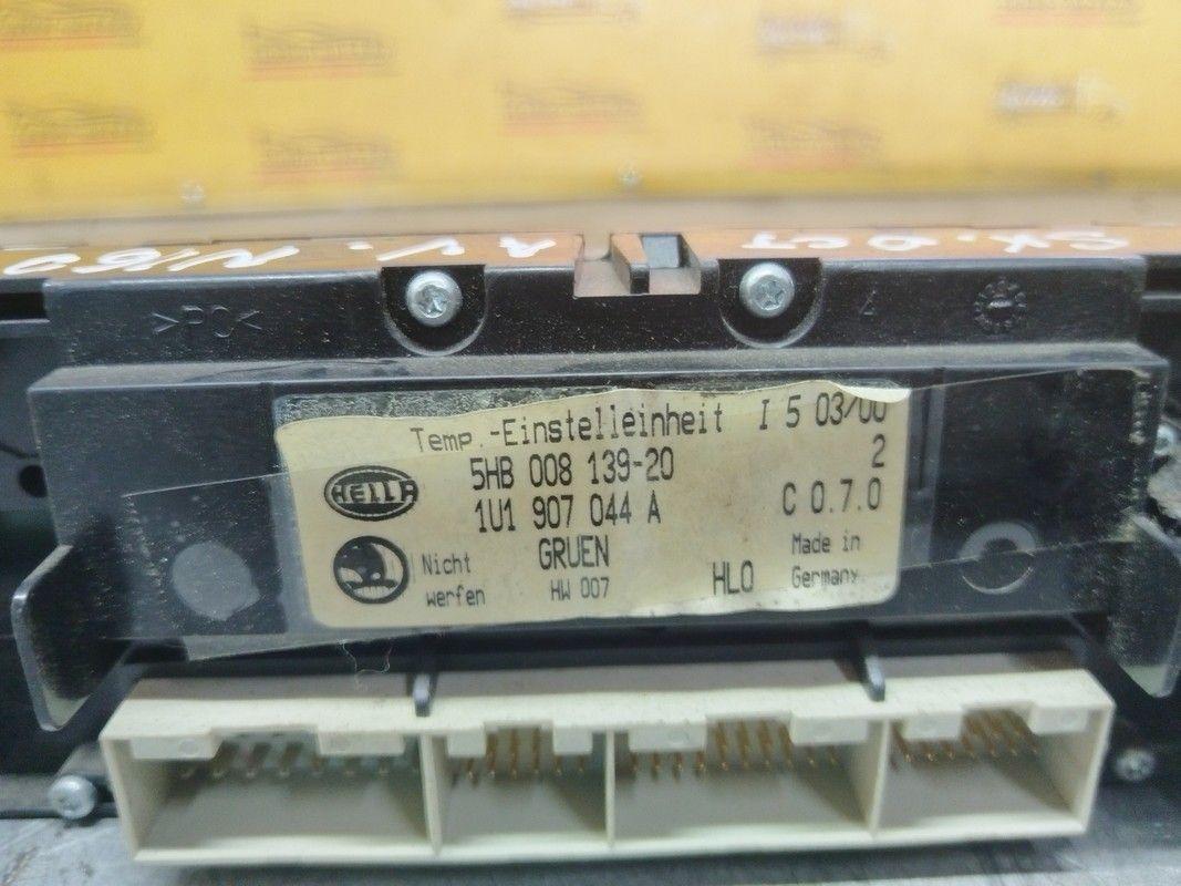 Блок управления печки/климат-контроля TGN555 Skoda Octavia - Фото 4