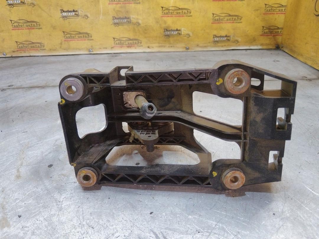 Кулиса 2ZX41V Toyota Yaris - Фото 4