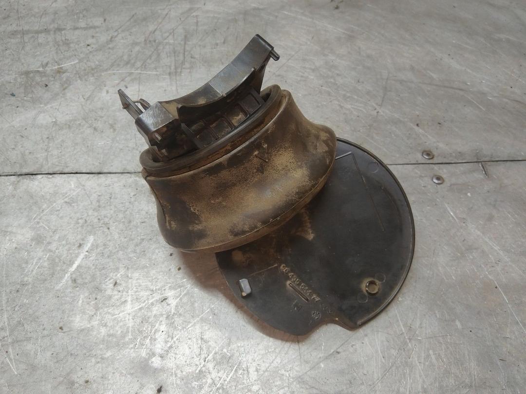 Лючок топливного бака BM4WJS Peugeot 307 купить с доставкой