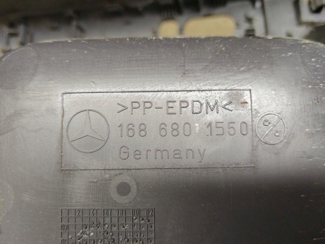 Консоль салона (кулисная часть) YBW3OW Mercedes A W168 undefined