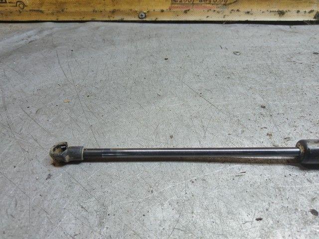 Амортизатор крышки багажника (3-5 двери) B5ZHWZ Toyota Avensis купить с доставкой